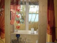 Kleine Bar aus Holz
