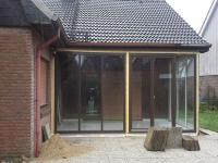 Fensterfront ohne Jalousien