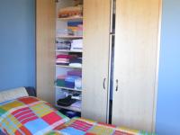 Schrank mit drei Teil im Schlafzimmer