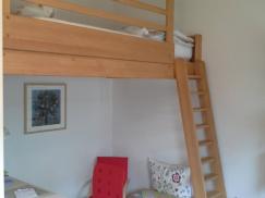 Holz-Hochbett