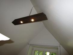 Holzlampe angeschaltet
