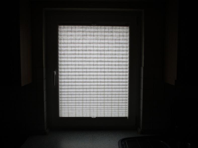 lichtdurchlässiges Plissee "Fischernetz" innen Ansicht