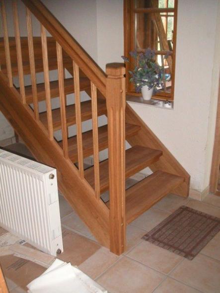 Holztreppe und Einbau einer Heizung 