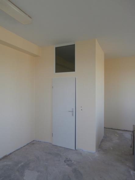 Ziehen einer Wand und Einbau einer Innentür