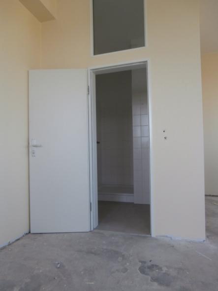 Ziehen einer Wand und Einbau einer Innentür