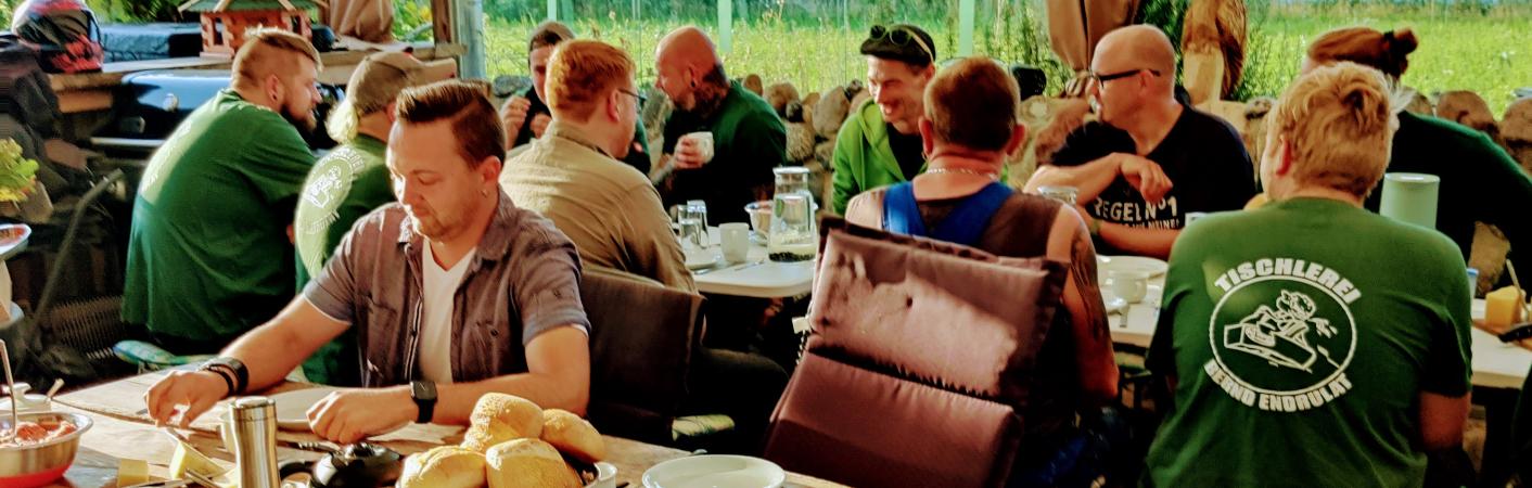 Grillabend, gemütliches Beisammensein.